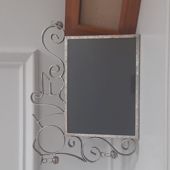Picture frames - Picture 2 of 4